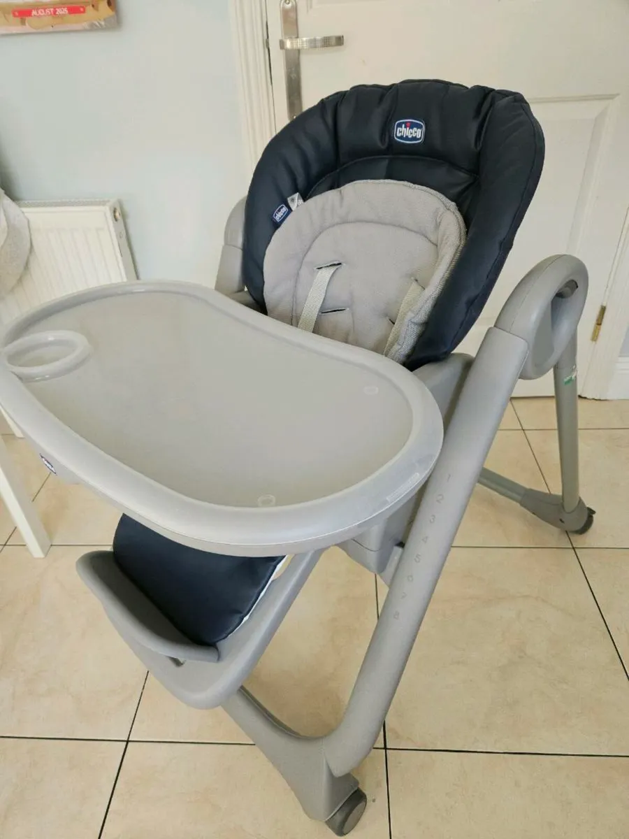Chicco highchair - Image 3