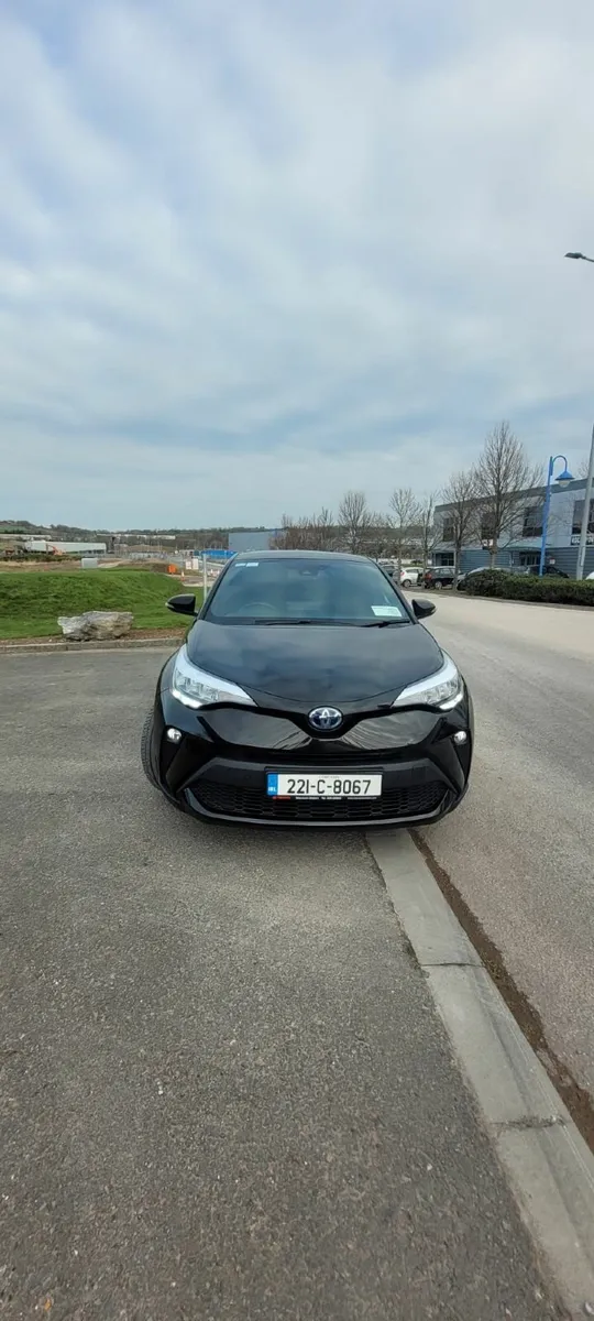 TOYOTA CHR 1.8 SPORT HYBRID AUTOMATIC 2022 - Image 3