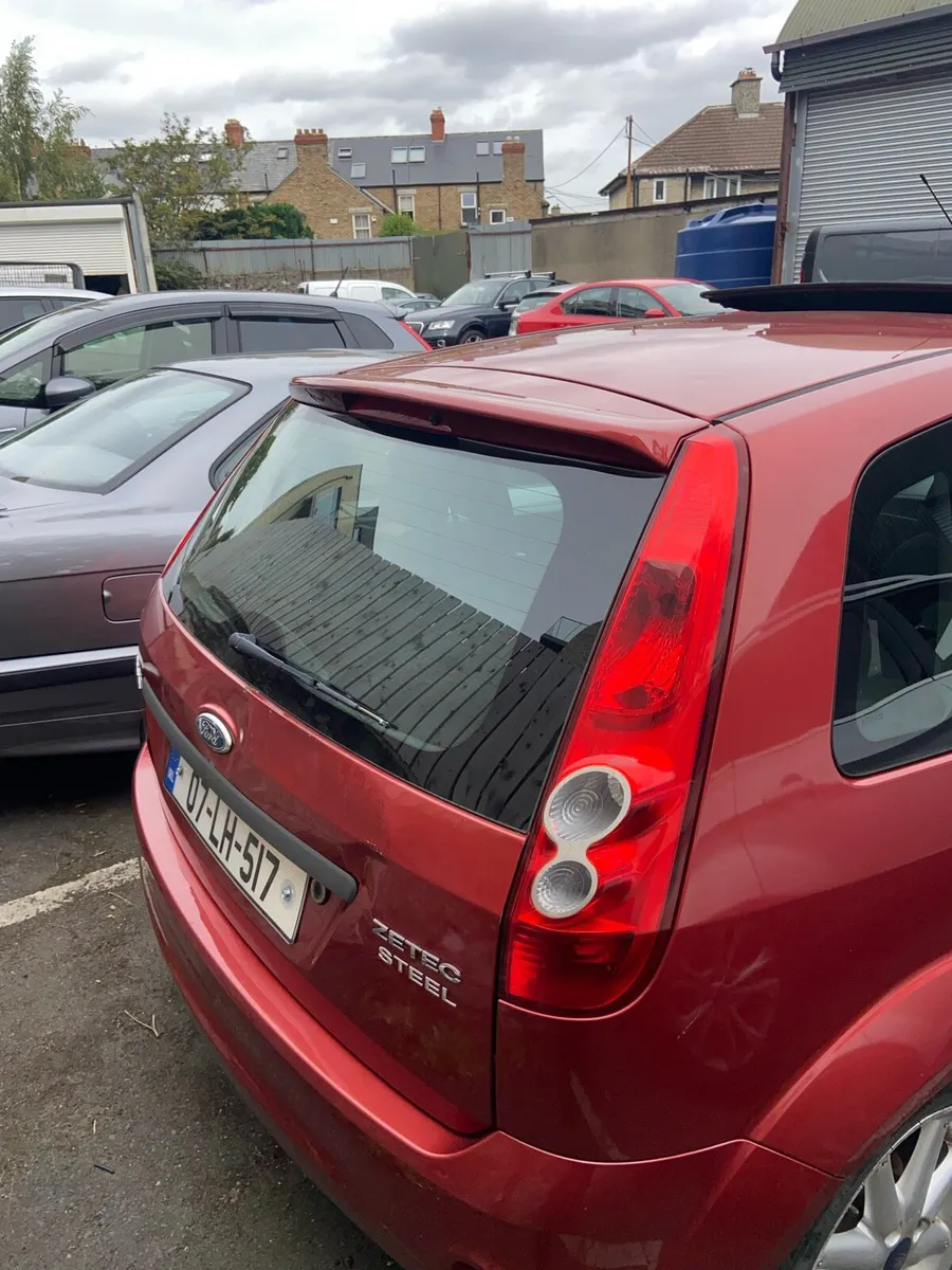 Ford Fiesta - Image 4