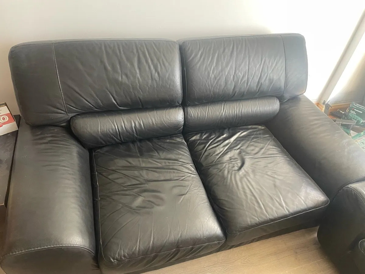 Black single and double couch - Image 1