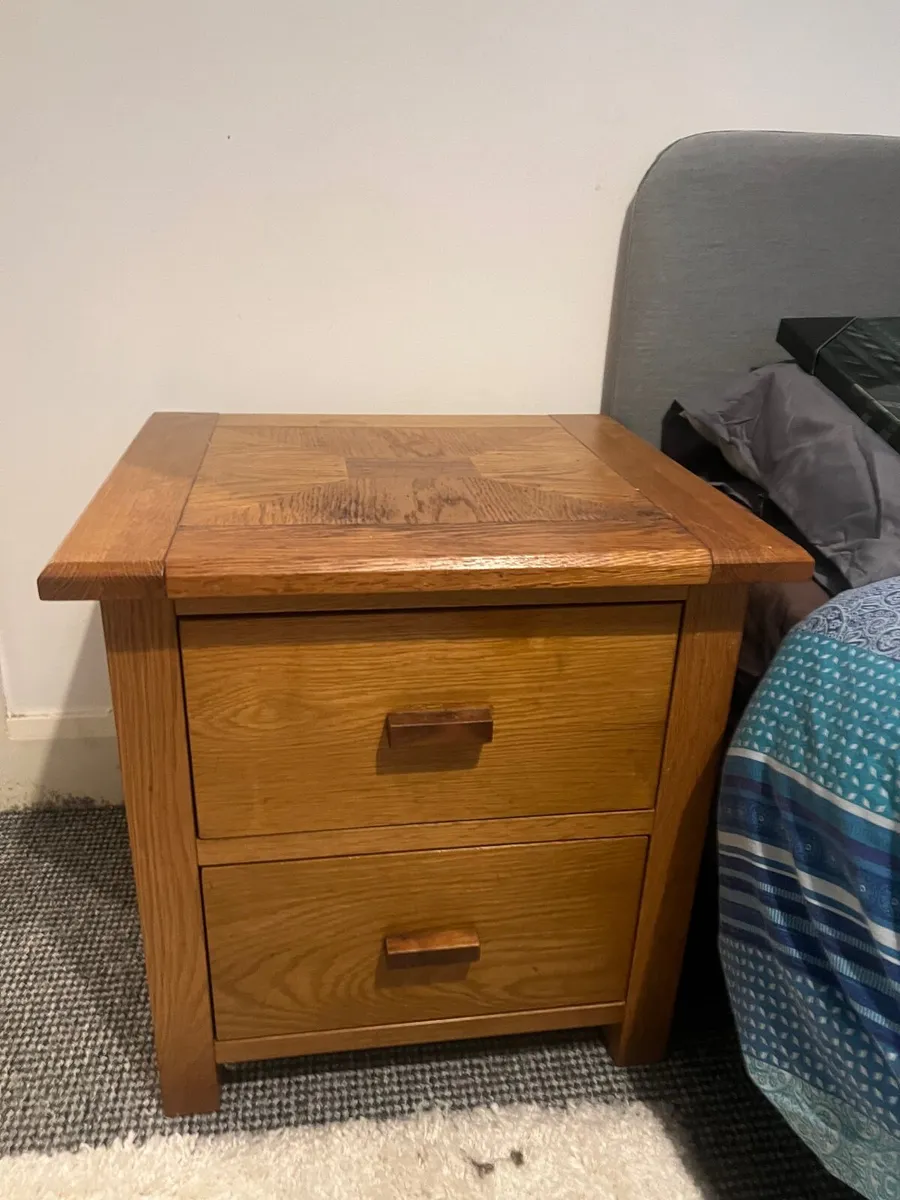 Oak beside cabinets and chest of drawers - Image 2