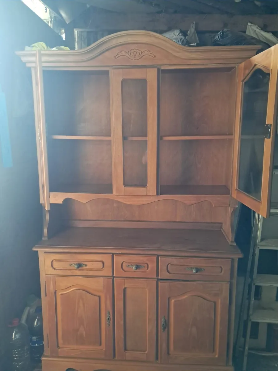Cabinet - Image 2