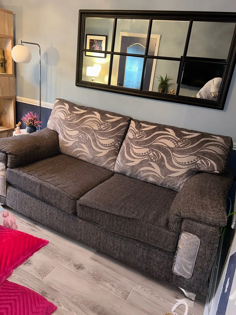 3 seater and 2 seater sofa - Image 3
