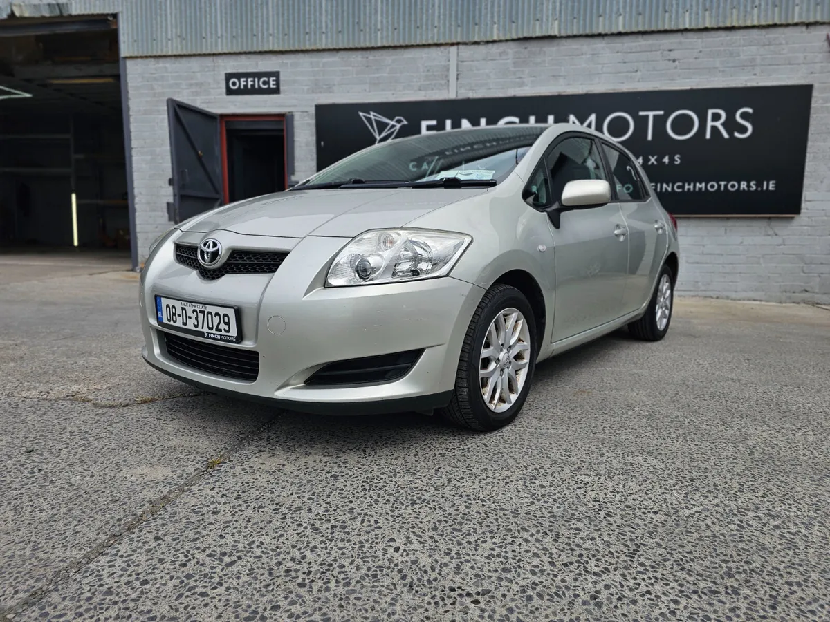 TOYOTA AURIS 1.4 // NEW NCT 07/26 // LOW MILEAGE - Image 3