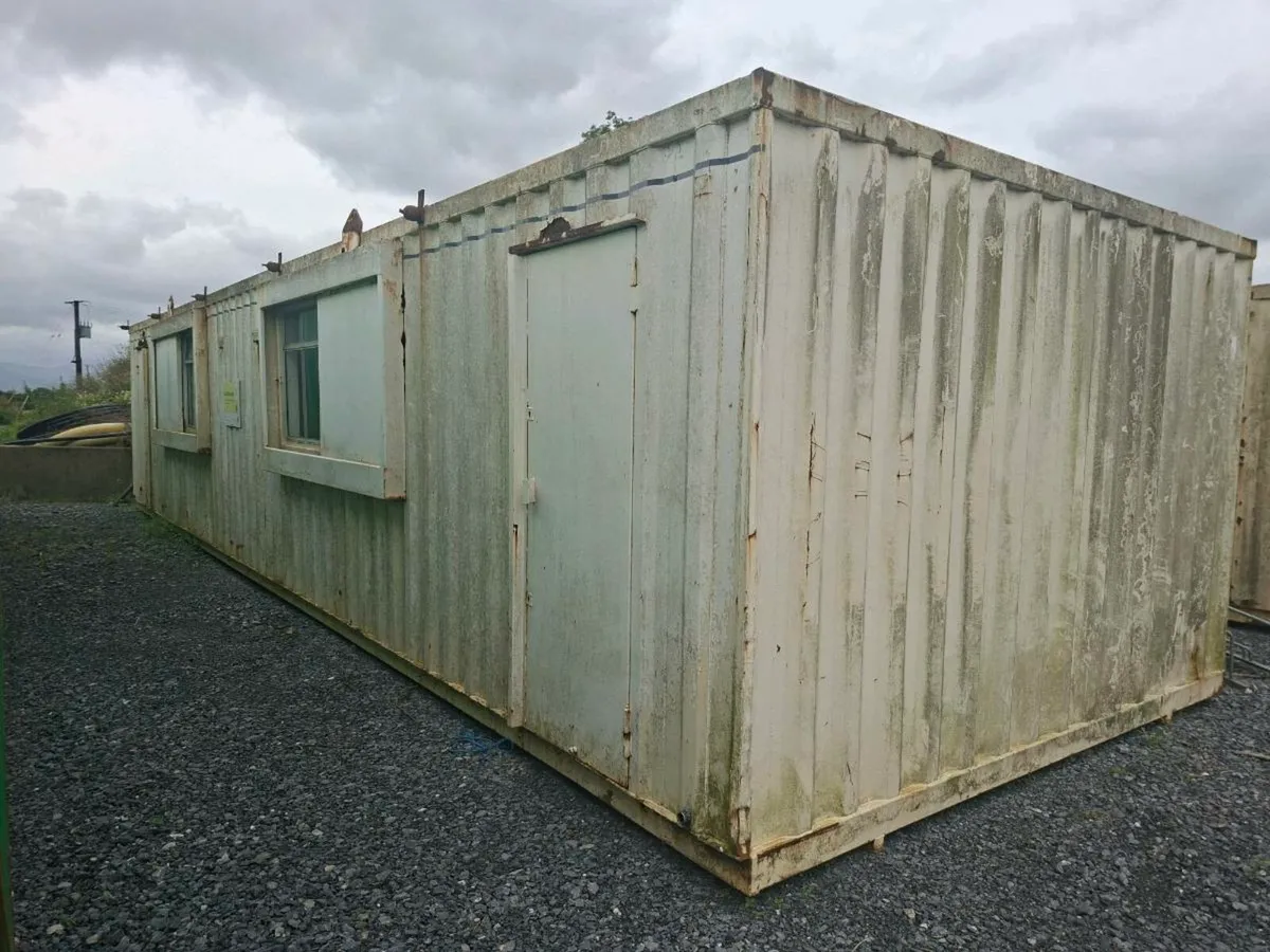 Containers and cabins - Image 2