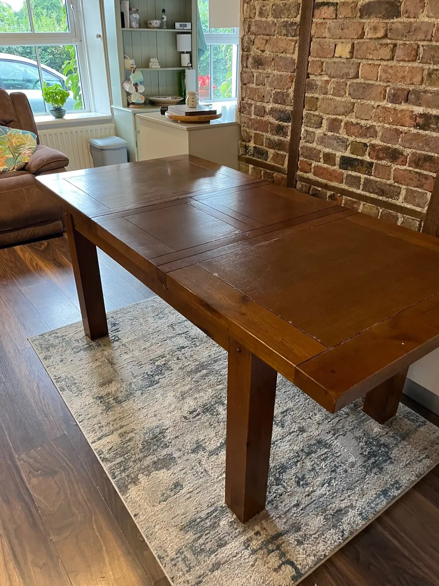Kitchen table - Image 3
