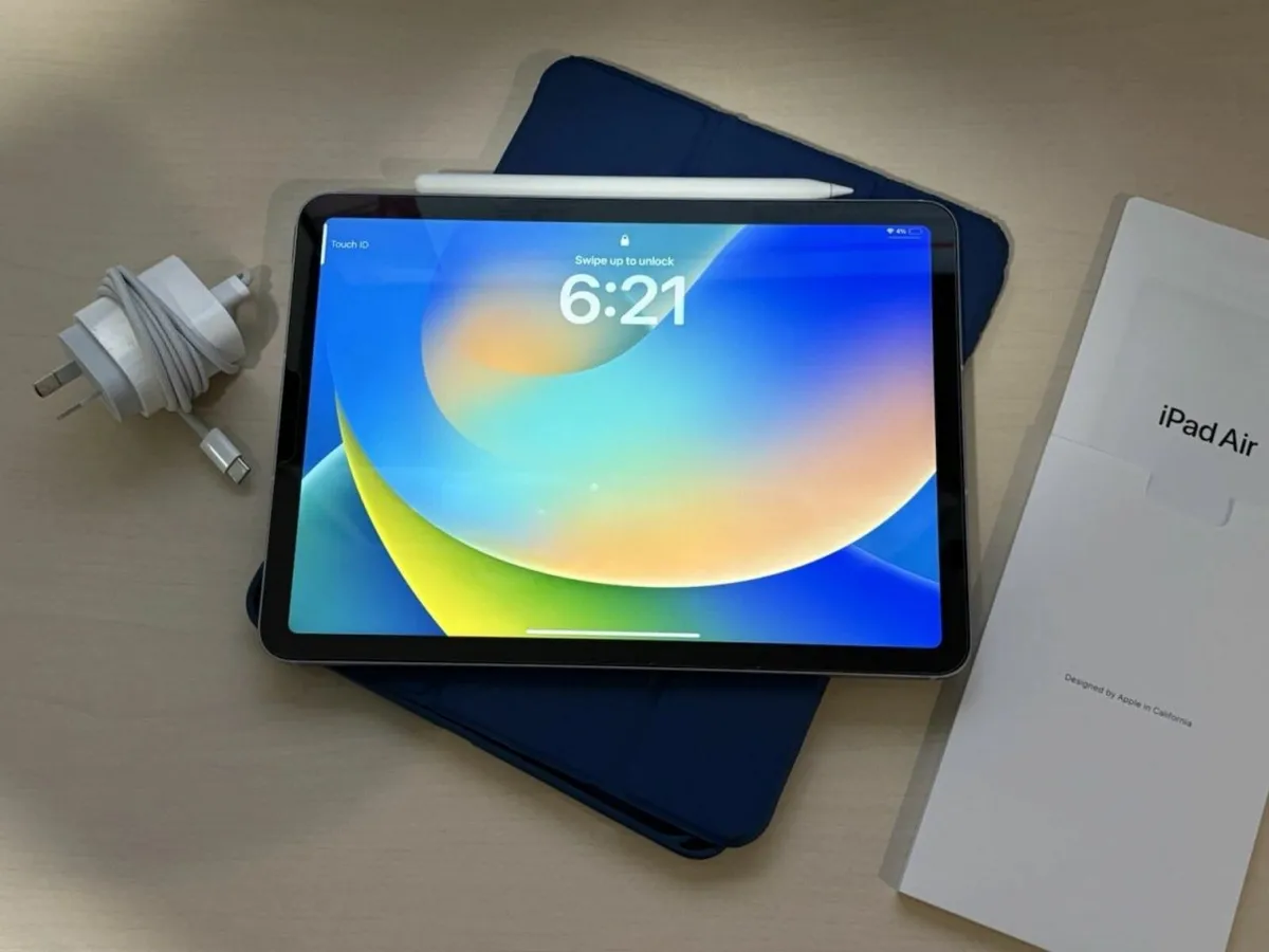 iPad Air 4th Gen 256GB with Apple Pencil Wifi+Cel - Image 3