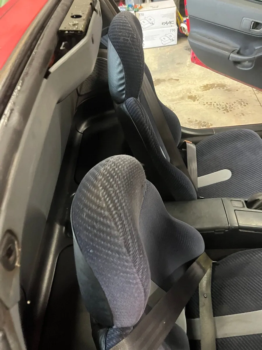 1995 Honda crx - Image 3