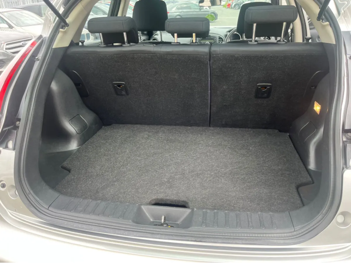 Nissan Juke 1.5 DSL XE E6 4DR - Image 3