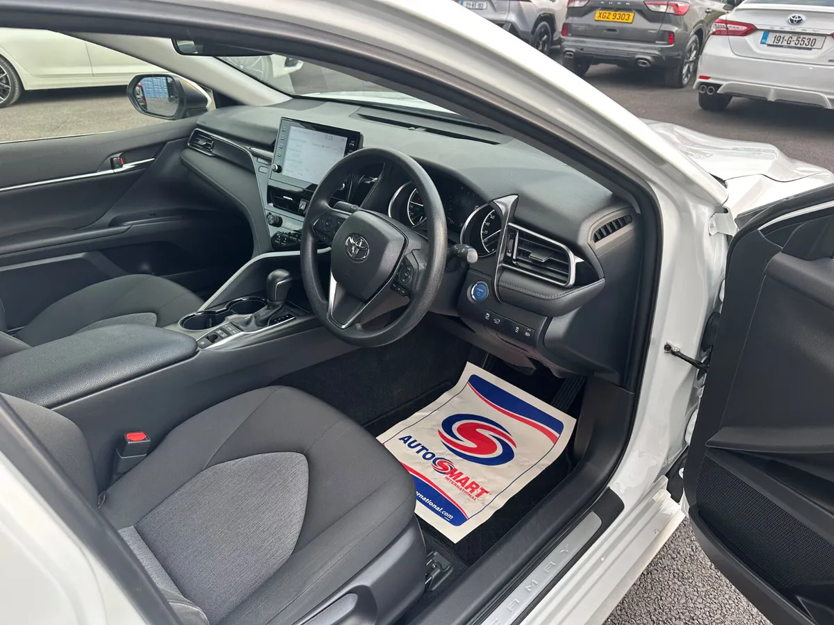 Facelift Model - Low mileage - Self Charging - Image 2