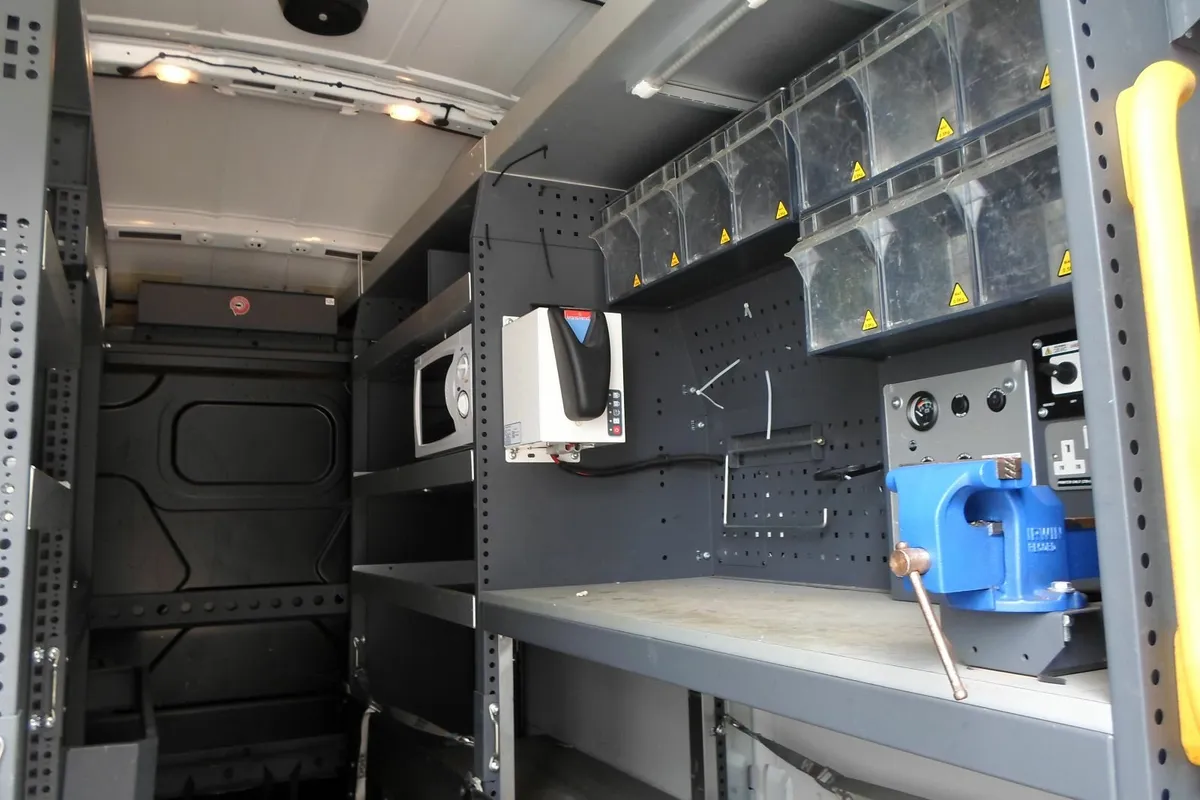Ford Transit 2018 - Image 3