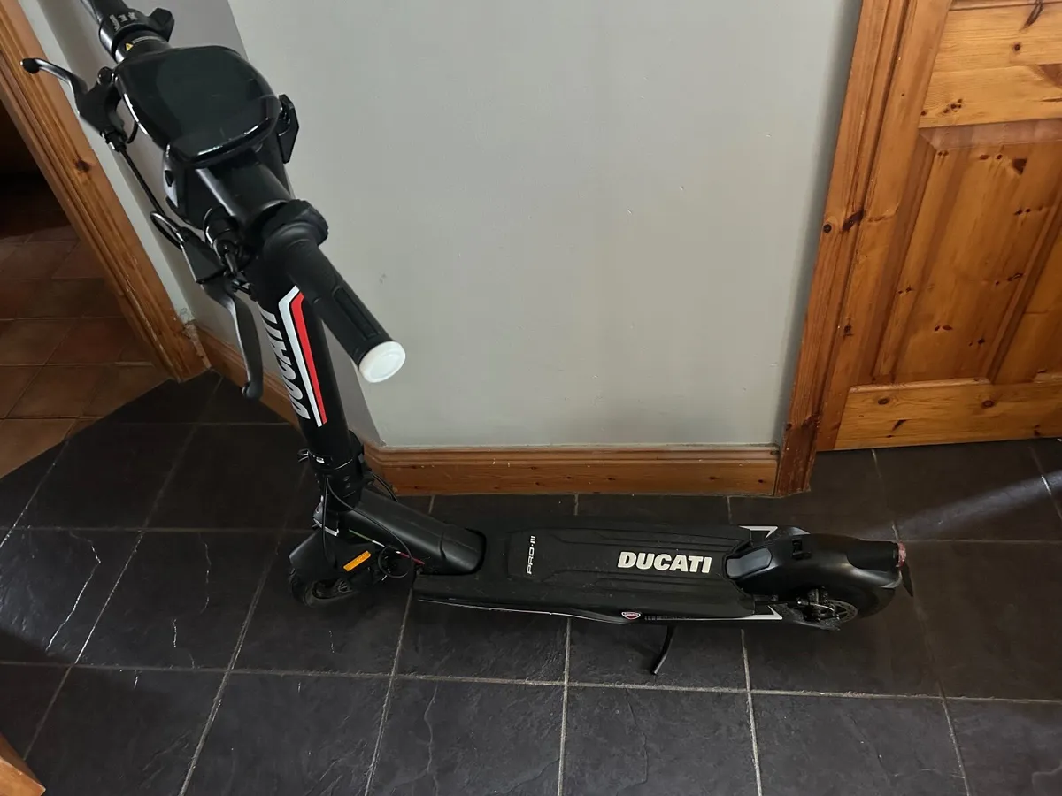 Electric Scooter - Image 3