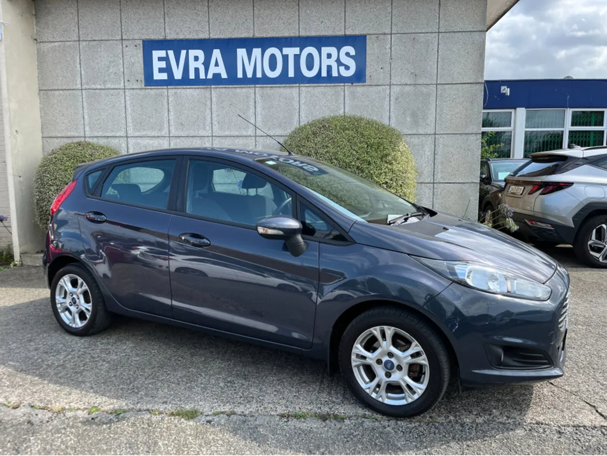Ford Fiesta ZETEC 1.25 PETROL - Image 3