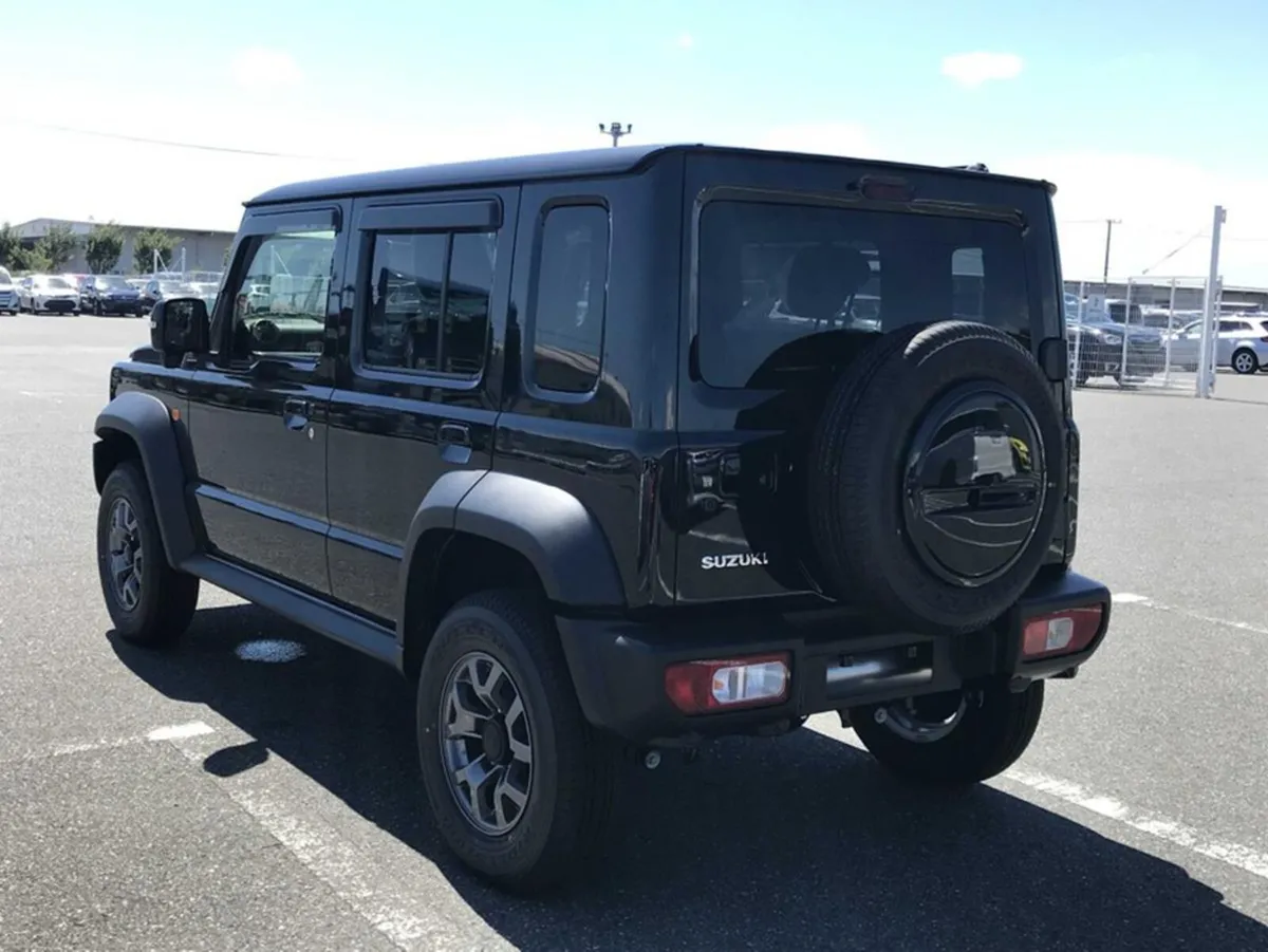 Suzuki Jimny NOMADE AUTOMATIC 1.5 PETROL LWB 5 DOO - Image 4