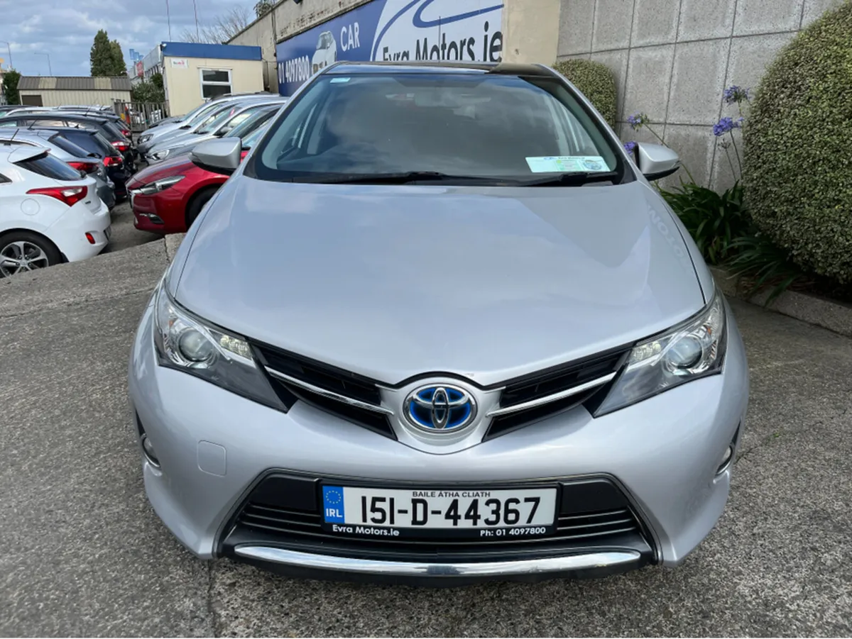 Toyota Auris ICON AUTOMATIC HYBRID 1.8 PETROL //HI - Image 4