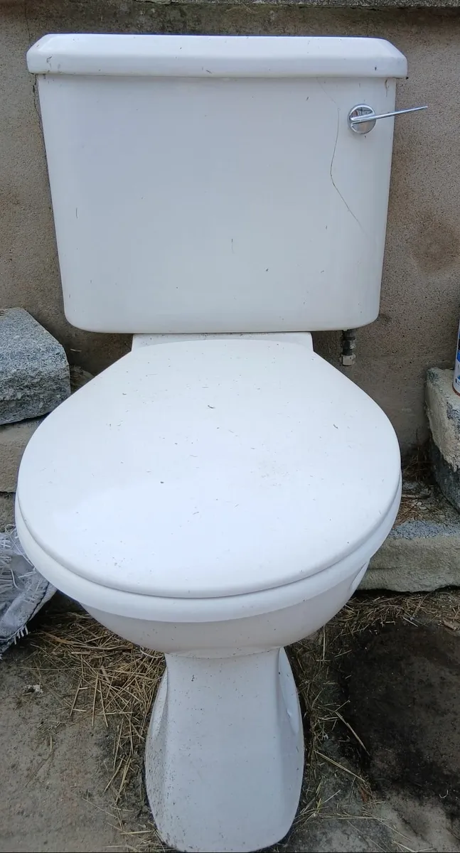 Toilet - Image 1