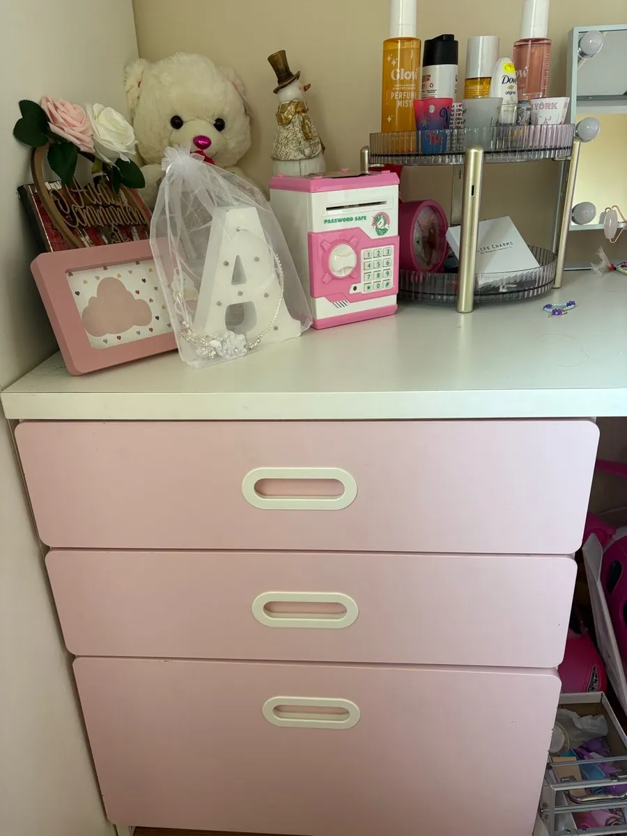 IKEA high rise - Image 1