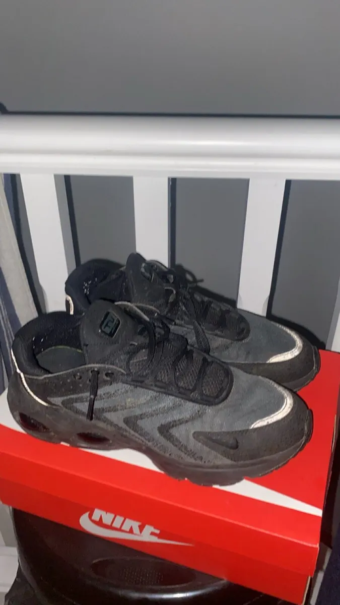 Nike Tw’s - Image 3