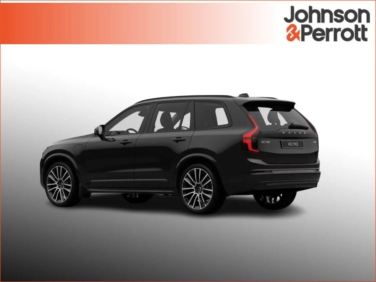 Volvo XC90 T8 455bhp AWD Ultra Dark (immediate De - Image 3