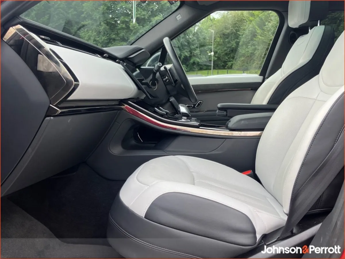 Land Rover Range Rover Sport SWB 3.0 Si6 Phev SE - Image 3