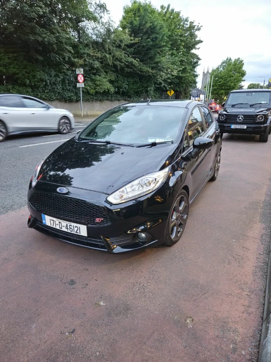 Ford Fiesta 2017 - Image 2