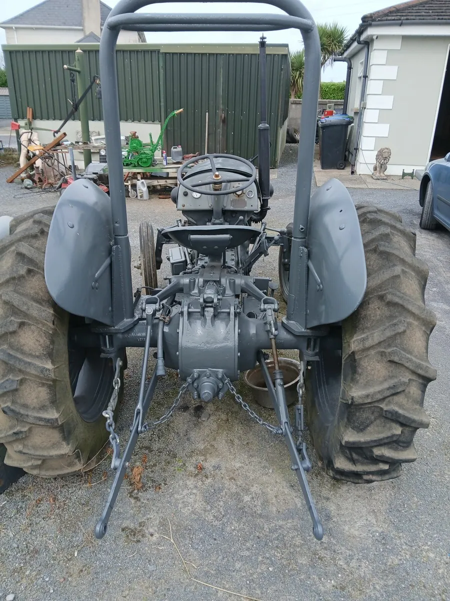 TRACTOR Fergason, Diesel T20 - Image 2