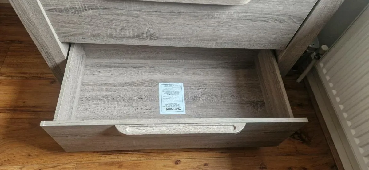Mamas and Papas Franklin Dresser / Changing table - Image 4