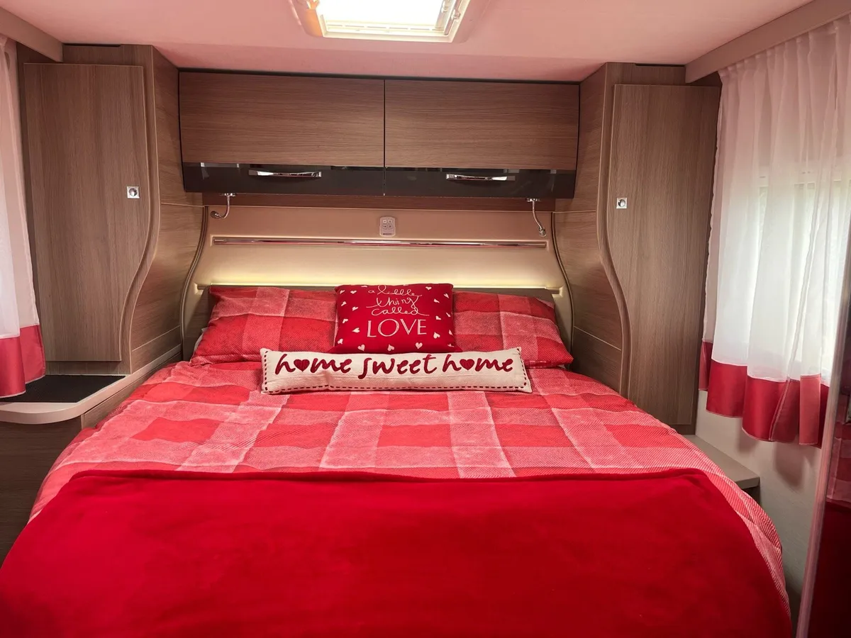 Ford Challenger Camper - Image 4