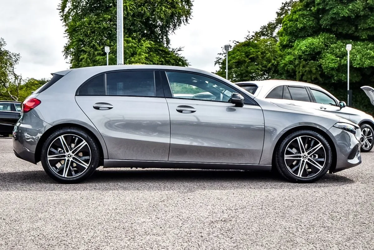 Mercedes-Benz A-Class A180d Progressive Night Pac - Image 3