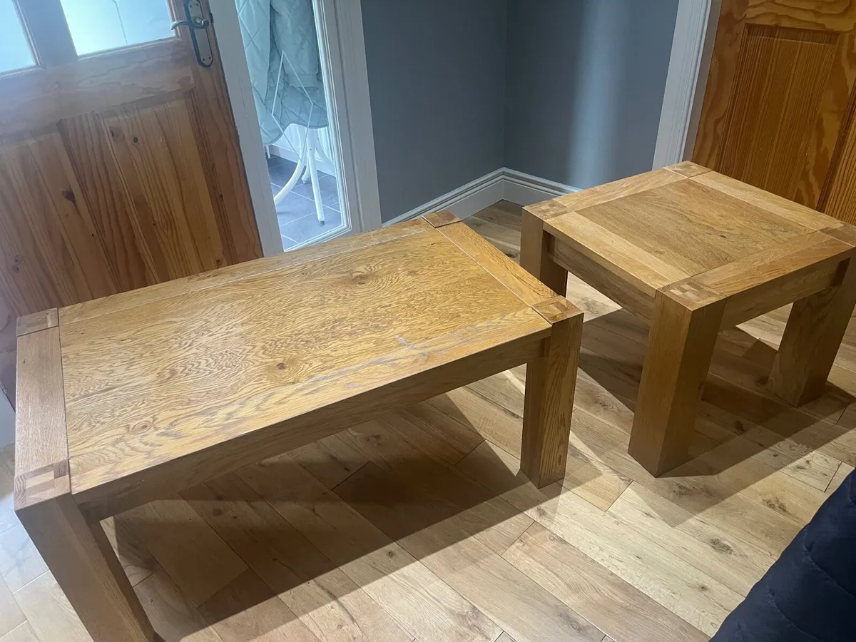Coffee table and lamp table - Image 1