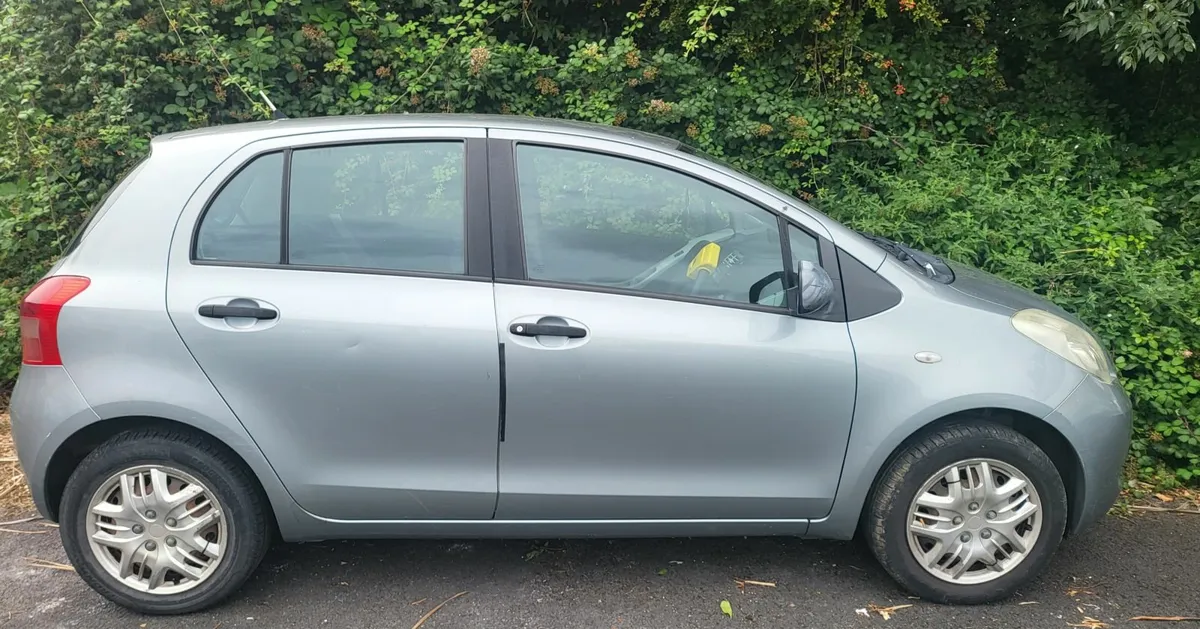 Toyota Yaris 2006 - Image 4