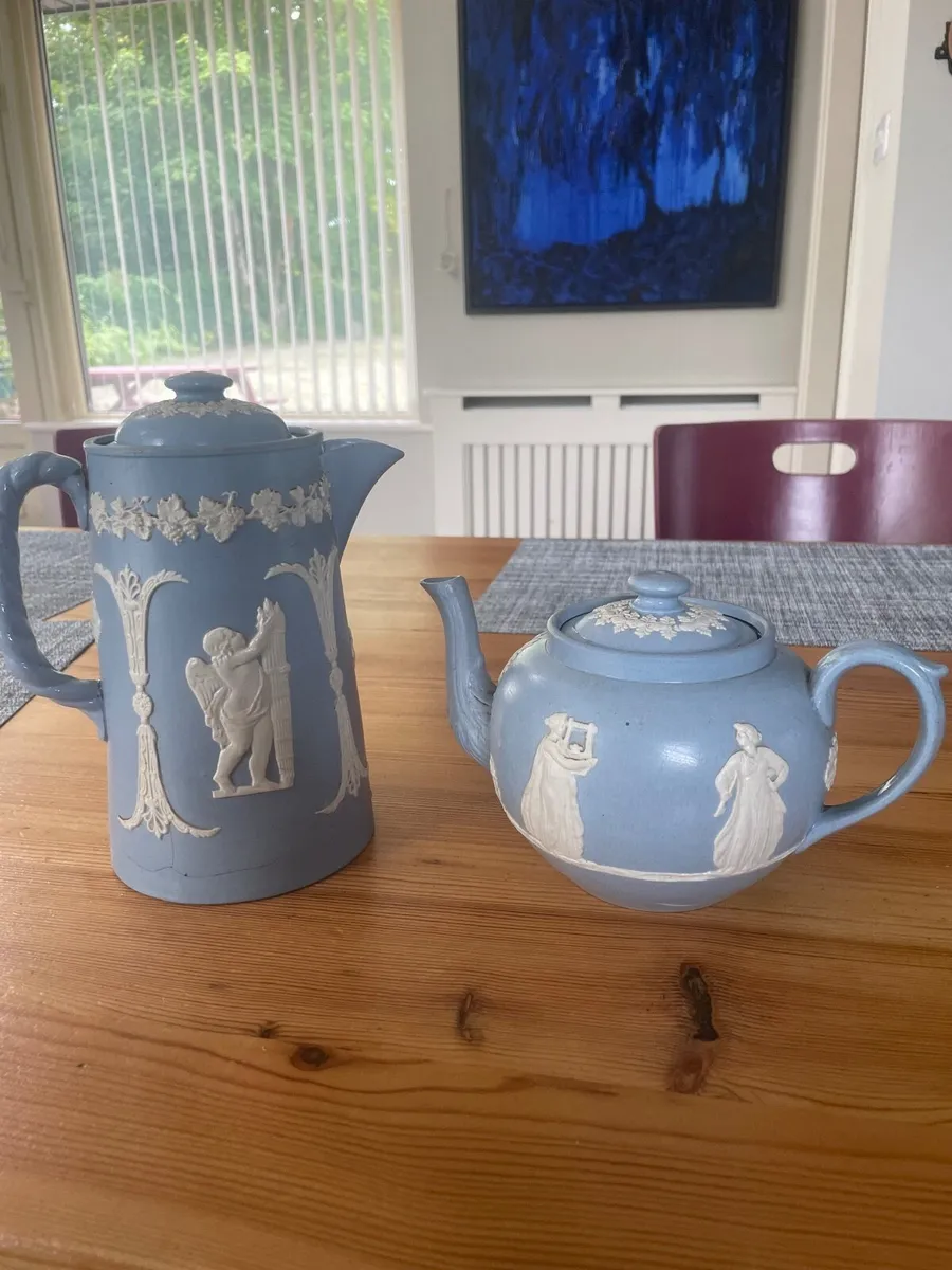 Dudsons jasper pottery