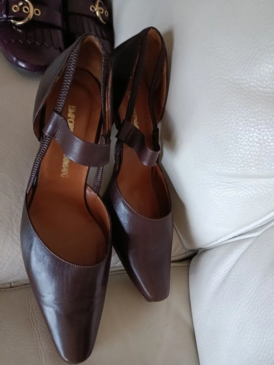Emporio Armani Brown Heels Sz 38.5 - Image 2