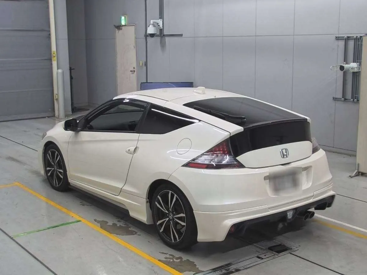 2012 Honda CRZ 1.5 Hybrid Manual - Image 2