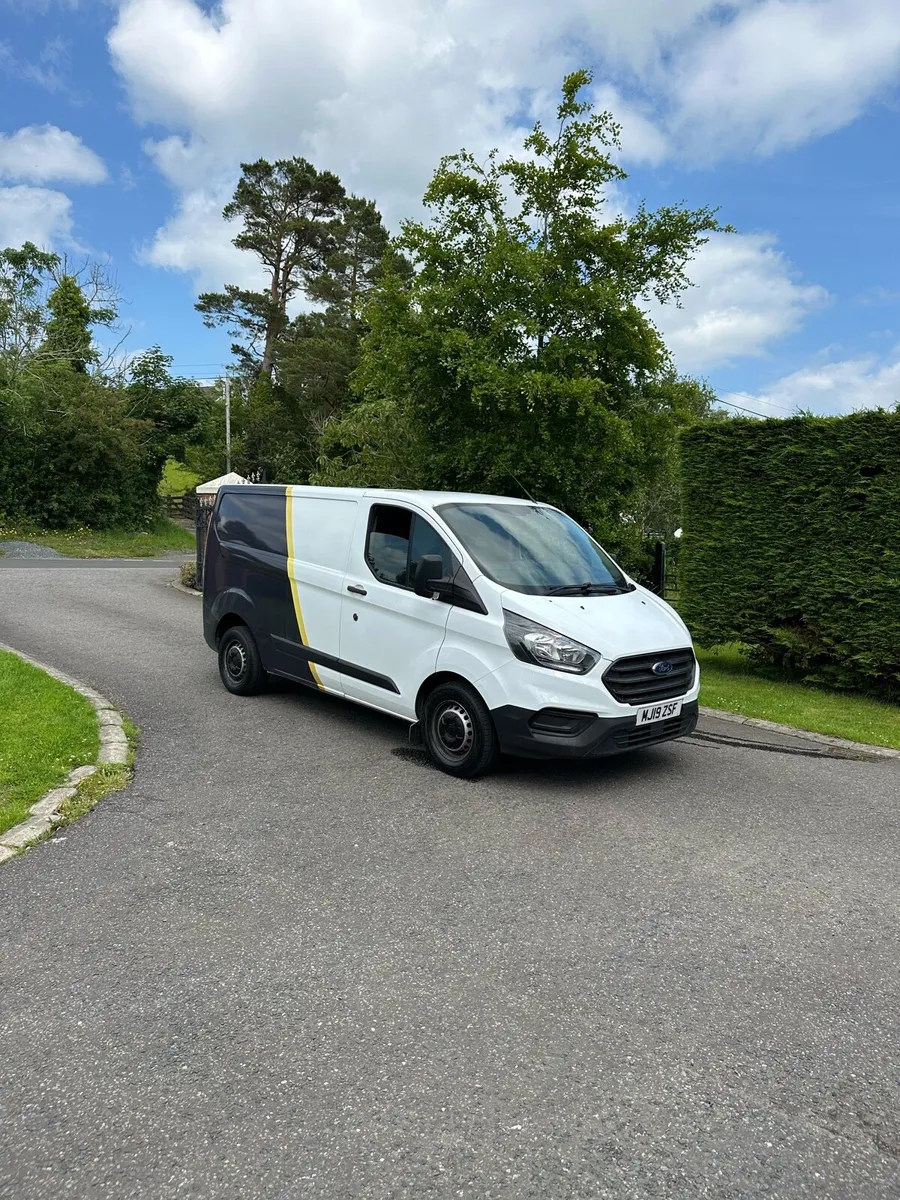 FORD TRANSIT LIGHT DAMAGE REPAIRED - Image 1