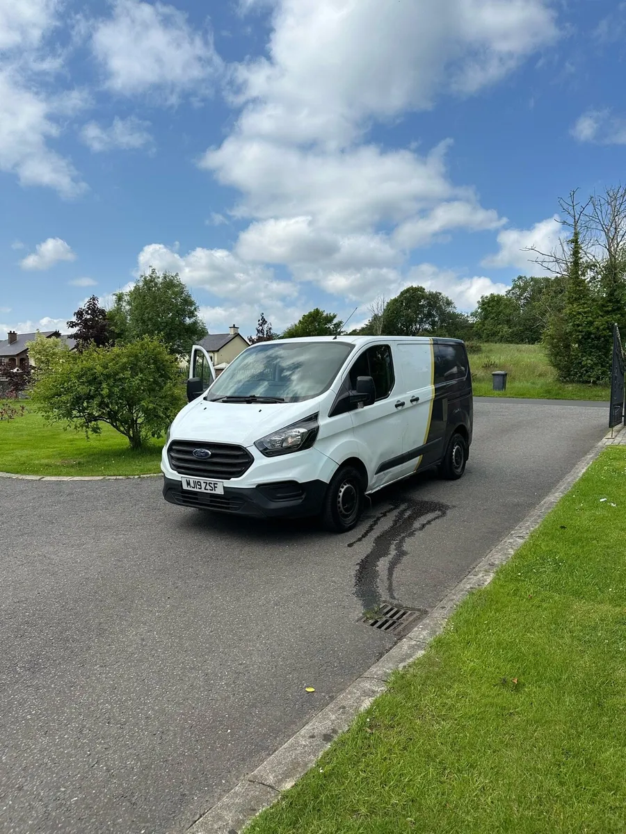 FORD TRANSIT LIGHT DAMAGE REPAIRED - Image 2