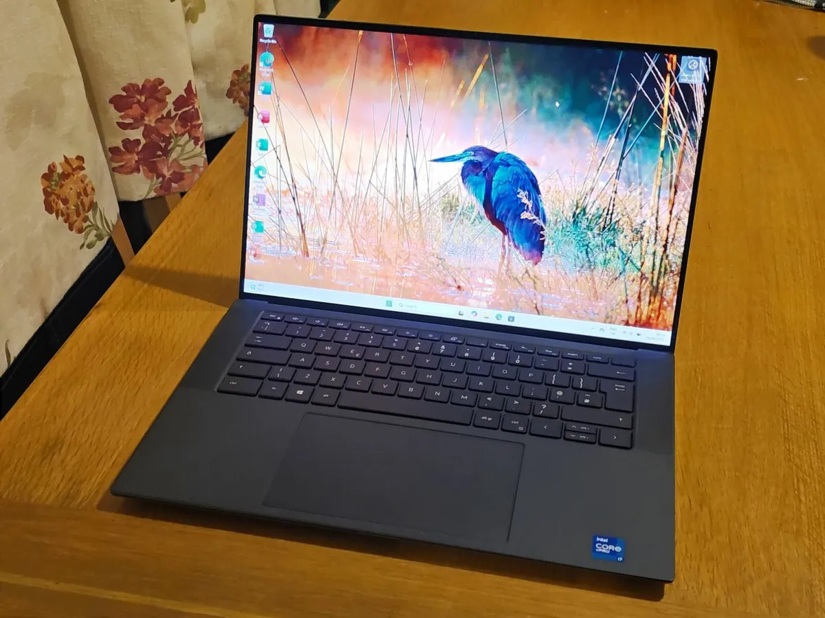 Dell Precision 5560 i7(11th) 32gb 1Tb 4k touch - Image 1