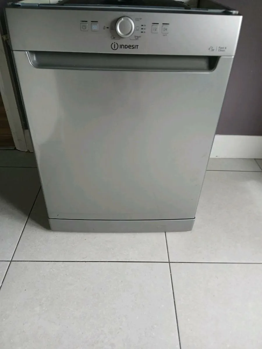 Dishwasher - Image 1