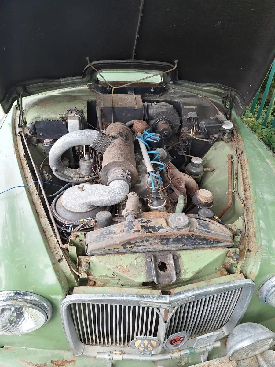 Classic car parts - Image 3