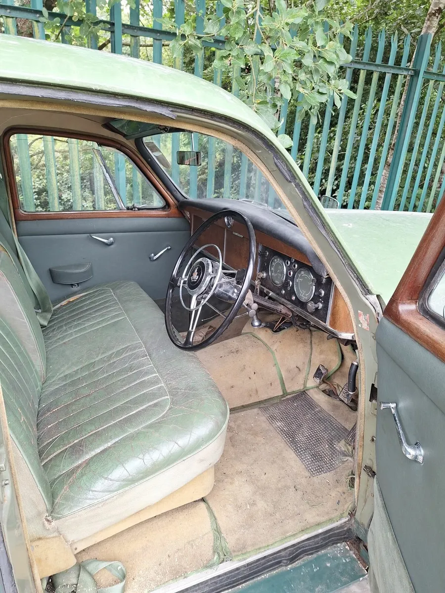 Classic car parts - Image 4