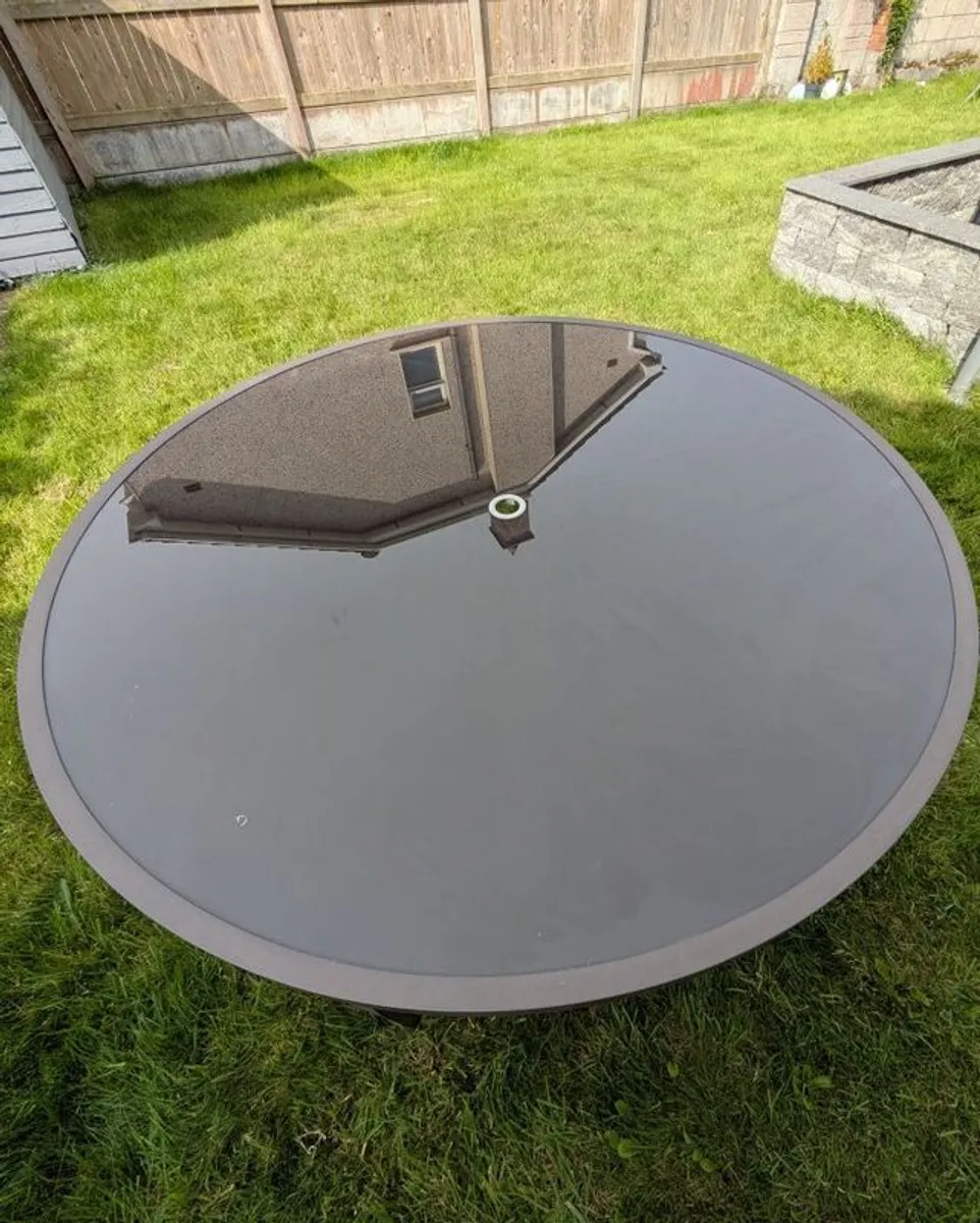 Patio set - Image 2