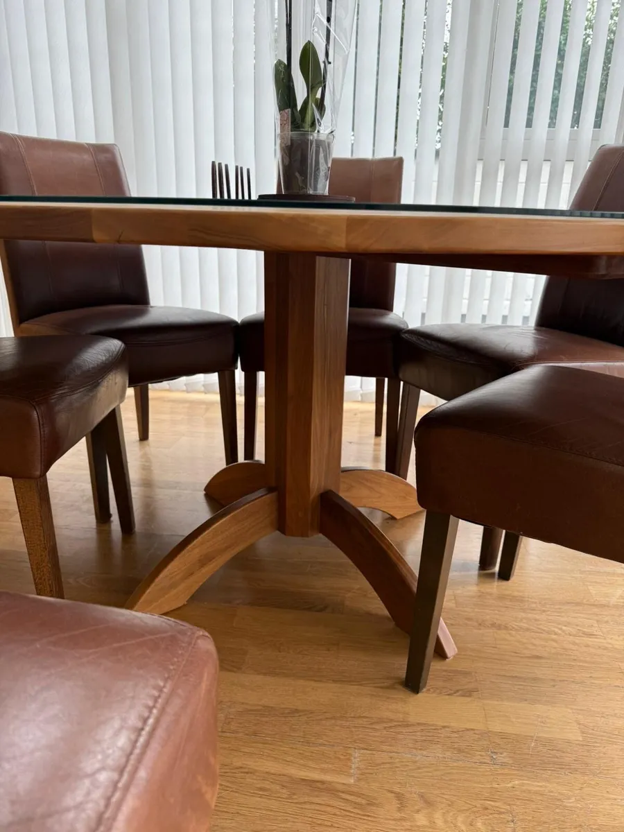 Table and 6 chairs - Image 4