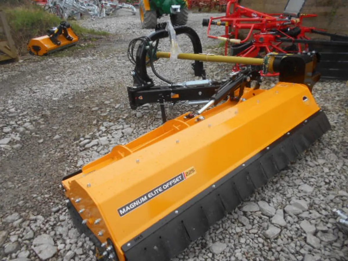 MCCONNEL 225 Z LINKAGE - Image 2