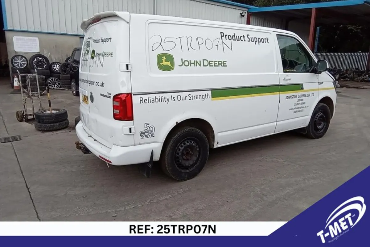 2018 VOLKSWAGEN TRANSPORTER BREAKING FOR PARTS - Image 4