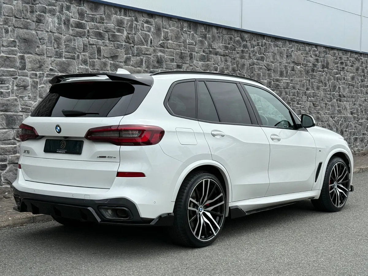 2021 BMW X5 M Sport Pro M Performance 45E FSH - Image 2