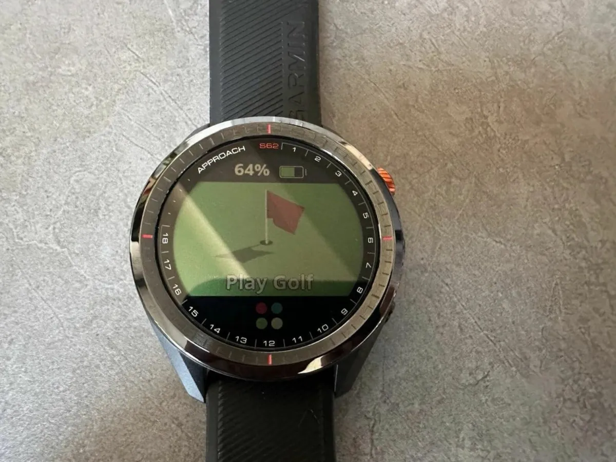 Approach S62 Black Golf watch - Image 2
