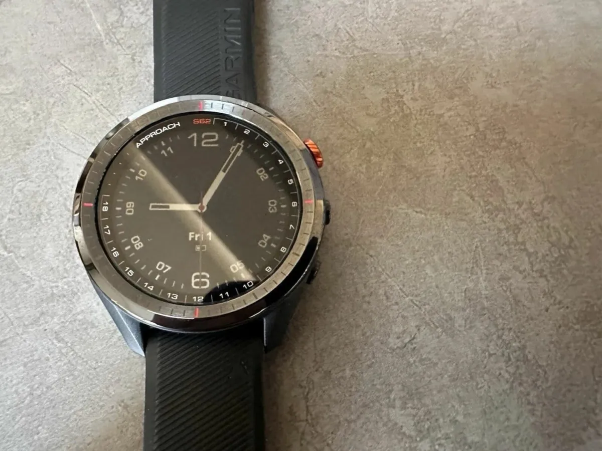 Approach S62 Black Golf watch - Image 3