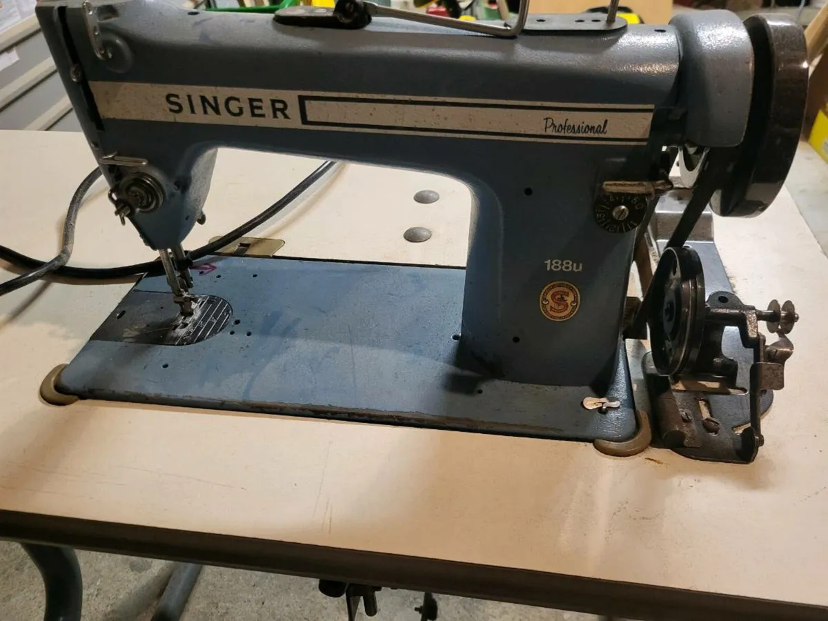 Sewing machines - Image 2