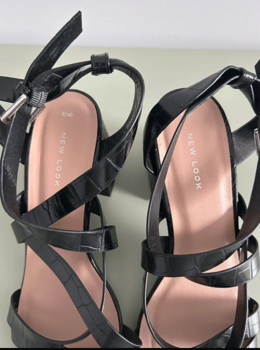 New look black heel sandals - Image 2