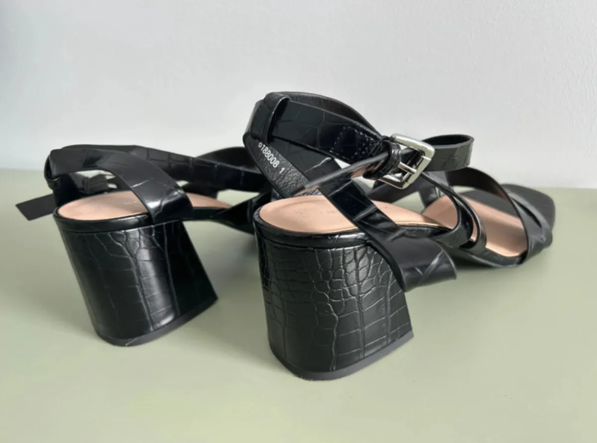 New look black heel sandals - Image 3